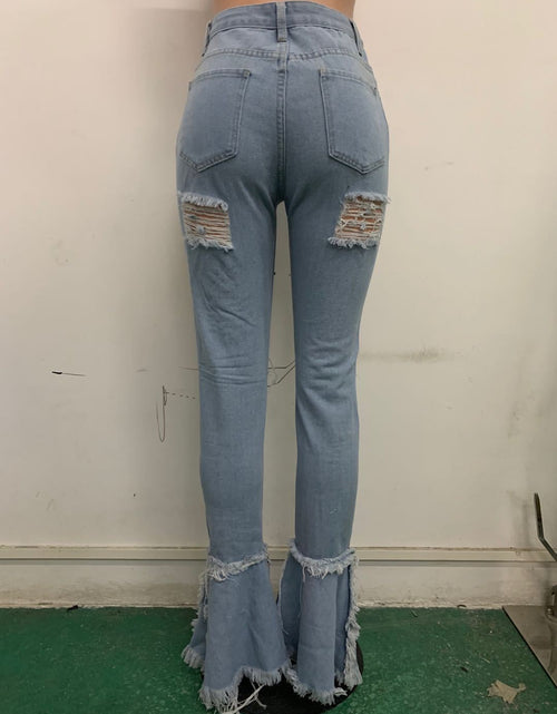 Load image into Gallery viewer, Classic jeans with fringed holes
